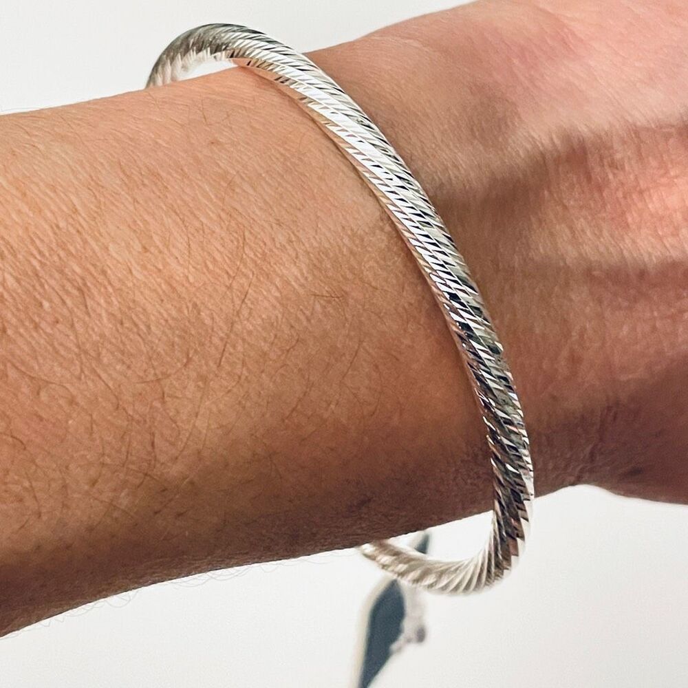 NWT Mia Fiore Made in Italy .925 Sterling Silver Plated Bronze Bangle Bracelet!! - Picture 7 of 12